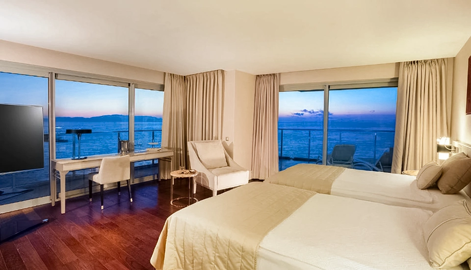 هتل کاریزما دلوکس کوش آداسی